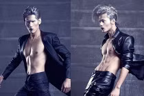 Thí sinh Next Top khoe cơ bụng 6 múi trước chung kết