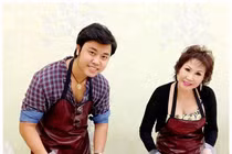 Bi hài với những mối tình “chị em” trong showbiz Việt