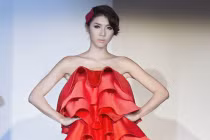 Ngọc Quyên lúc cá tính lúc dịu dàng