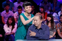 Vắng chồng, Thu Minh tình tứ với quý ông bốn con