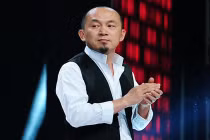 Thích thú với Quốc Trung “chuẩn men” trên ghế nóng