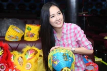 Mai Phương Thúy giản dị đón Trung thu sớm