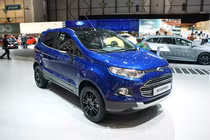 Ford EcoSport mới nhiều cải tiến, loại bỏ lốp dự phòng