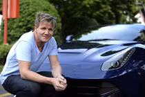 Đầu bếp thừa tiền sắm cả chục siêu xe triệu đô