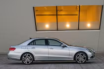 Hơn 1.000 xe Mercedes E-Class tại Việt Nam có nguy cơ cháy