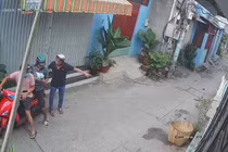 3 tên cướp giật túi xách chứa hồ sơ khai tử ở Sài Gòn