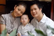 Con trai Hoa hậu Jennifer Phạm là thủ khoa trường ở Mỹ