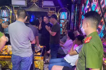 Hải Phòng: Phá “động” ma túy núp bóng quán karaoke