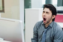 Trật khớp hàm sau một lần… ngáp to