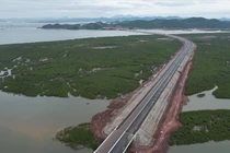 Dự kiến khai thác tạm thời cao tốc Vân Đồn - Móng Cái từ 1/8