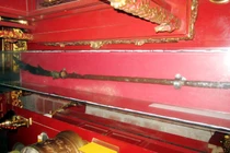 Thăm Khu tưởng niệm Vương triều Mạc, tận mục bảo vật quốc gia Long đao 