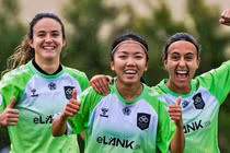 Tiền đạo Huỳnh Như lập cú đúp cho Lank FC