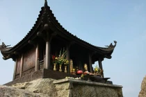 Hội xuân Yên Tử 2015 có cờ phật giáo lớn nhất thế giới