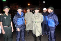 Bão số 1 đổ bộ, Hải Phòng, Quảng Ninh trắng đêm chống bão