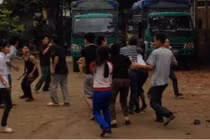 Sự thật vụ dân choảng nhau trước mặt Phó chủ tịch xã