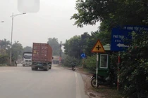 Hàng nghìn xe “xuyên” đường liên tỉnh Hà Nội - Hưng Yên né trạm thu phí