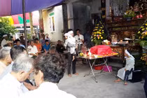 Uẩn khúc cô gái mang thai 8 tháng chết dưới sông