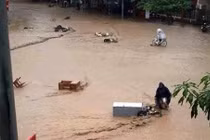 Lũ nhấn chìm 211 nhà ở Điện Biên, thiệt hại 111 tỷ