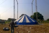 Tháo dỡ rạp xiếc Trung ương bị sập ở Hải Dương