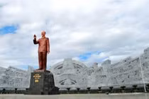 Thông tin mới nhất "xây tượng đài Bác Hồ" trong họp báo Sơn La