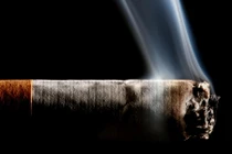 Người hút thuốc lá dễ mắc bệnh đường... tình dục