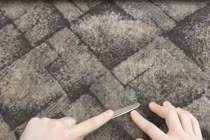 Mẹo làm sạch vảy nến khô bám chặt trên nền thảm