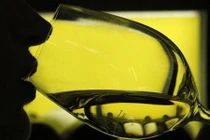 Tiết lộ thời điểm uống rượu có lợi nhất cho cơ thể