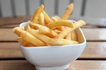 8 đồ ăn vặt tưởng hại mà lại giúp bạn ngày càng khỏe