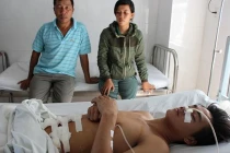 Cảnh sát hình sự bắn thủng bụng nam thanh niên 