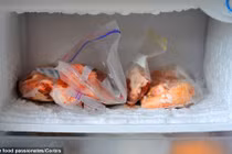 Muốn không bị ngộ độc, nên ăn gà đông lạnh