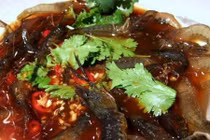 8 món tươi sống giãy đành đạch kinh dị có 1-0-2