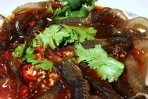 8 món tươi sống giãy đành đạch kinh dị có 1-0-2