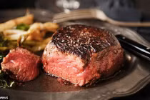 Tại sao ăn thịt bò dễ mắc ung thư ruột?