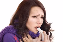 Dấu hiệu thường gặp của ung thư thanh quản