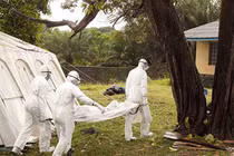 Con số kinh hoàng về đại dịch Ebola