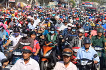 Đại Nam mở cửa miễn phí, QL13 hỗn loạn giao thông