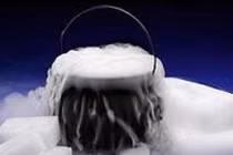 Giúp bạn phân biệt đá khô với đá viên thông thường