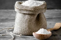 6 lý do bạn nên chấm muối khi ăn trái cây