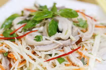 Tự làm nộm ổi trộn dạ dày cực chất