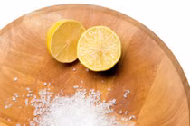 Làm sạch cấp tốc nhờ “rác thải” nhà bếp