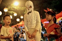 Sôi nổi không khí đón Halloween của giới trẻ Hà Thành 