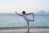 10 động tác yoga mỗi ngày giúp bạn giảm cân