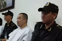 Cuộc chạm trán trùm lừa đảo Dũng "thẹo" như phim trên đất Mỹ