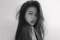 Phong cách thời trang nóng bỏng của “nữ y tá sexy nhất hành tinh”