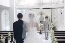 Bố mất chưa lâu, mẹ kế “mặt dày” thương lượng điều khiến tôi bất bình