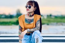 Mặt như thiên thần, hotgirl Việt gây “choáng” vì phong cách xăm kín người 