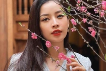 Mặc lố đi lễ chưa hạ nhiệt, Chi Pu hóa “bom sex” chỉ trực nổ tung