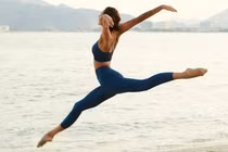 Giảm 12 kg, mỹ nhân Nga sở hữu đường cong mê hoặc