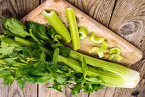 8 thực phẩm không ngờ giúp bạn có hàm răng trắng khỏe 