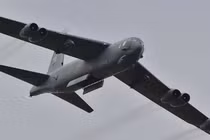 Máy bay B-52 đầu tiên của Mỹ bị bắn rơi tại đâu?